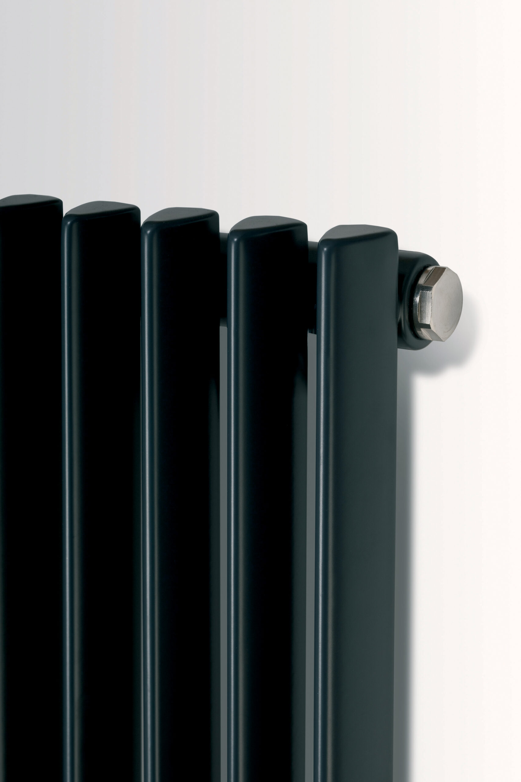 Corus-Detail-scaled-2.jpg Corus Single Vertical Designer Radiator, Supplied with Central Connection (Anthracite)