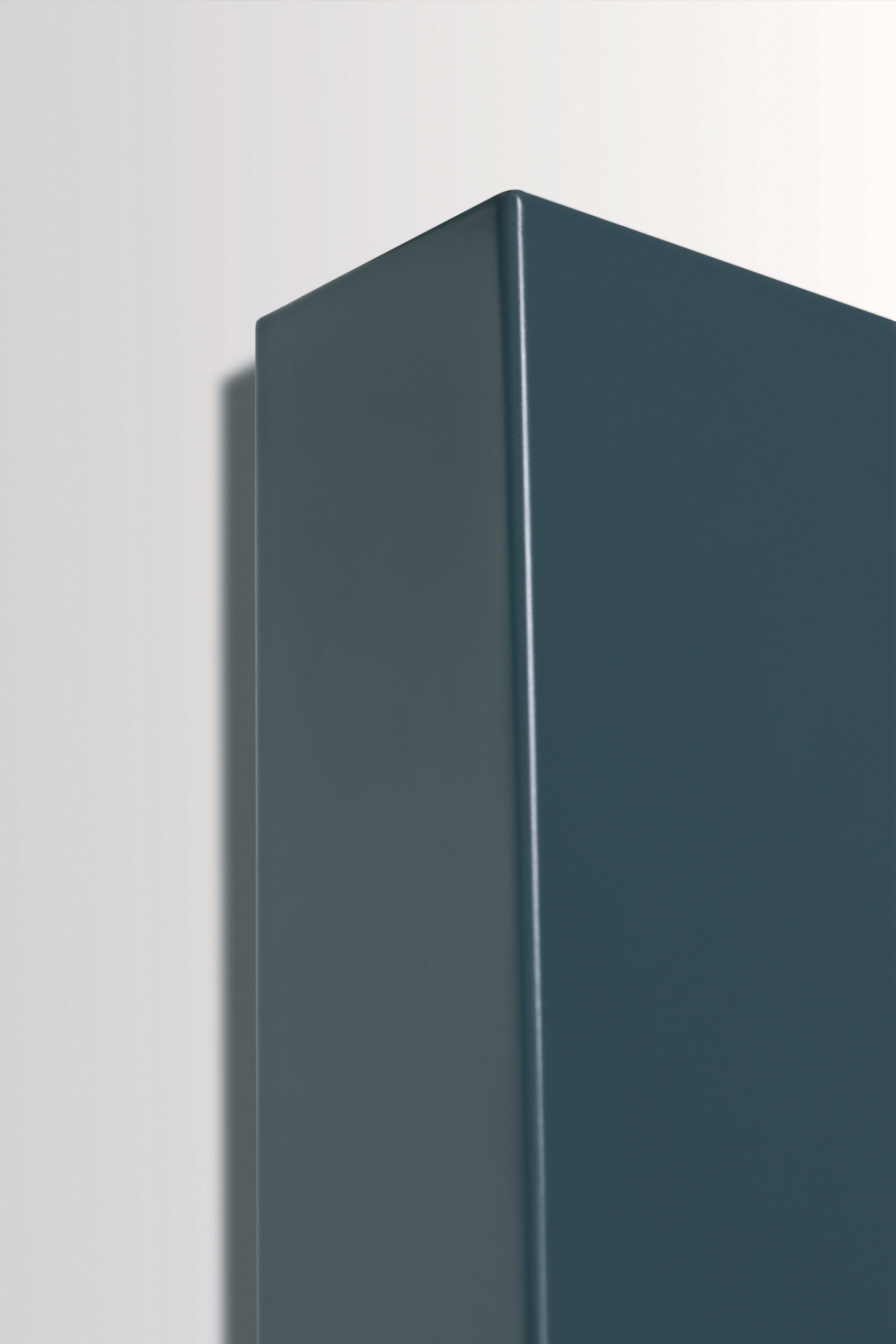 Mars-Plus-Duo-Anthracite-Detail-scaled-2.jpg Mars Plus Duo Vertical with Central Connection